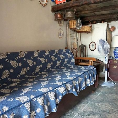 House In Skyros With An Amazing Sea View Villa Exterior photo